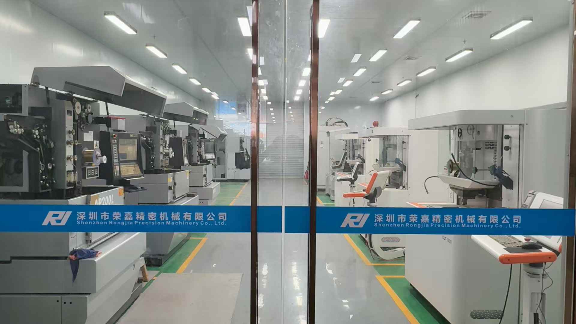 现代化设备展厅